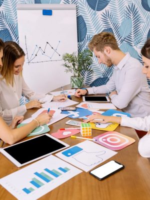 group-businesspeople-planning-social-media-application_23-2147847539